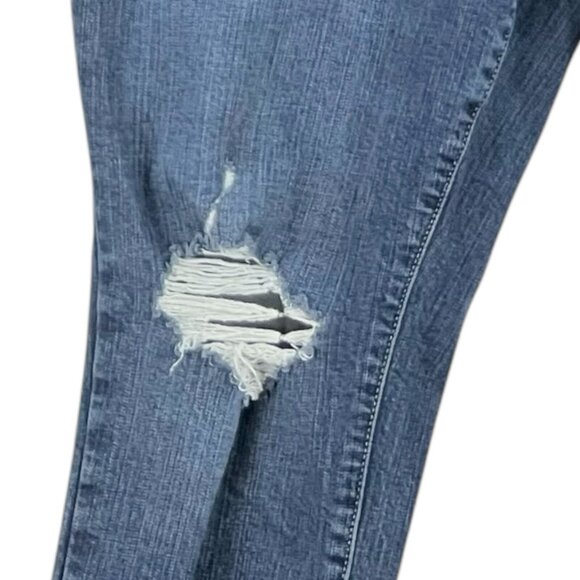 Torrid Women's Blue Denim Ankle Jeans Size 14Regular Distressed Mid Rise Stretch - Picture 6 of 14